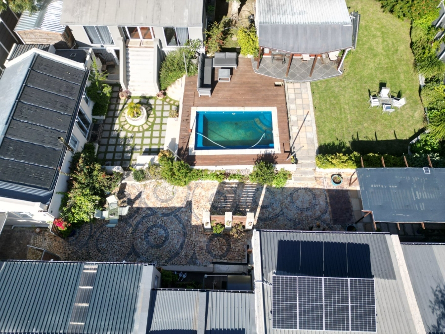 3 Bedroom Property for Sale in Mountainside Western Cape